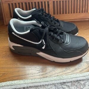 Nike airmax size 7Y